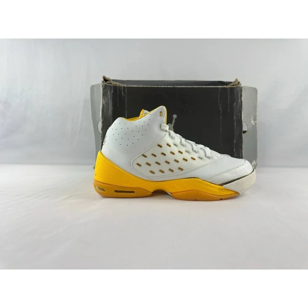 Nike Air Jordan Melo 5.5 'White Varsity Maize' 2005 Men's 311813-103 Size 12